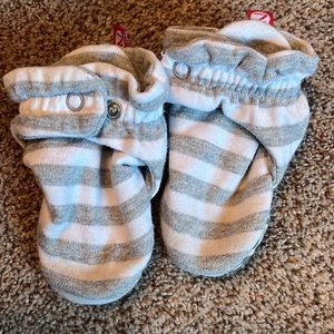 Zutano booties 12m